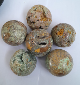 Vente en gros de sphères de druse de smithsonite naturelle d'Indonésie de haute qualité, taille 50-90 mm, pierres précieuses, artisanat, cristal de guérison - Product Image 2