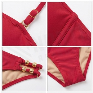 Ensemble de bikini bandeau rouge pour femme avec décoration de perles, bas de maillot de bain extensible - Product Image 4