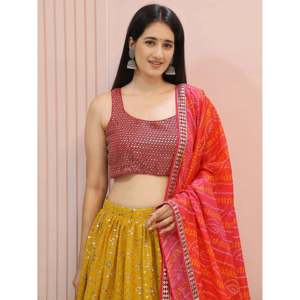 Majestuoso Lehenga Choli Amarillo Bordado Tradicional para Mujer - Product Image 4