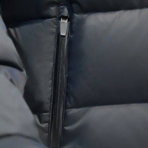 Veste doudoune chaude d'hiver pour hommes de qualité supérieure personnalisée avec capuche à doublure amovible et fermeture à glissière vêtements manteau à bulles - Product Image 5