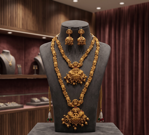 Parure Collier et Boucles d'Oreilles Divyoro Antique Lakshmi Temple Plaqué Or Classique pour Femme Bijoux Ethniques de Mariage - Product Image 2