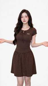Vestido coreano de verano Oneten Apparel para mujer, camiseta ajustada con manga casquillo y cuello con lazo, falda acampanada con lunares, color marrón - Product Image 1