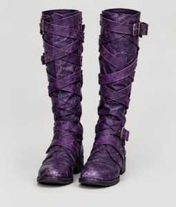 Disfraz de Guerrera de Cuero para Mujer con Hombreras de Piel y Conjunto de Armadura - Product Image 4