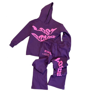 Ensemble de survêtement hiver personnalisé par le fabricant, coupe lourde à épaules tombantes, ourlet brut, avec sweat à capuche imprimé en relief et pantalon de survêtement évasé pour homme - Product Image 1
