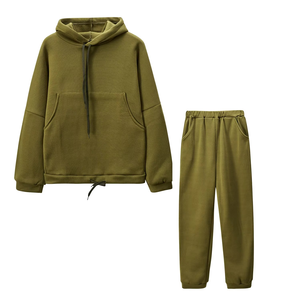 Vente flash : Ensemble deux pièces pour femme, sweat à capuche court décontracté avec grande poche, couleur unie, pour le printemps et l'automne - Product Image 2