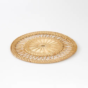 Assiette de présentation rustique en rotin naturel faite à la main pour la décoration de table de mariage (vente en gros) - Product Image 2