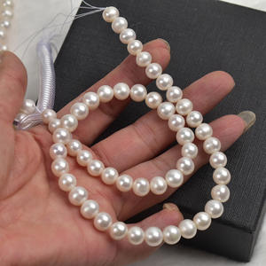 Collier fait main en perles de culture d'eau douce naturelles de 8-9 mm, perles rondes, chaîne de perles, cadeau - Product Image 3