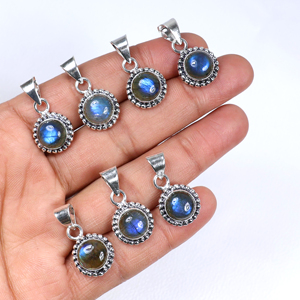 Pendentif rond en labradorite bleue chatoyante fait main, en argent sterling 925 plaqué, bord perlé, bijoux en pierres précieuses naturelles pour la vente en gros - Product Image 6