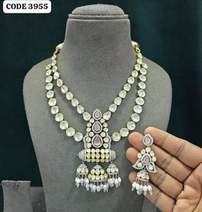 Ensemble de colliers élégants bleu roi à double rangs avec pendentif en forme de poire, bijoux de mariage traditionnels, parure de créateur - Product Image 1