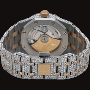 Reloj de Diseño con Esfera Redonda en Dos Tonos, el Mejor Reloj Personalizado de Moda con Diamantes Moissanite, Movimiento de Cuarzo, Accesorios Hip Hop para Hombre - Product Image 2