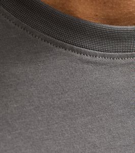 High Quality Cotton Polyester Blend T-<b>shirt</b> Custom T <b>Shirt</b> for Men Blank Slim Fit T <b>Shirt</b> Black or <b>White</b> Men's T <b>Shirts</b> - Product Image 4