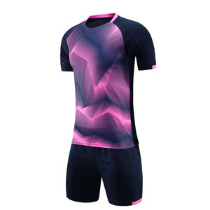 Conjunto de Camisetas y Pantalones Cortos de Fútbol Personalizables Hechos con Tela de Secado Rápido, Aptos para Juego Competitivo y Entrenamientos - Product Image 1