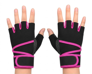ถุงมือยกน้ำหนักแบบตาข่ายสีดำและชมพู ไม่มีนิ้ว พร้อมสายรัดข้อมือ สำหรับออกกำลังกายที่ยิมและการฝึกแบบครอสเทรนนิ่ง - Product Image 5