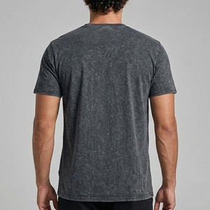 Camiseta para Hombre Gris Oscuro Lavado, Estilo Vintage Desgastado, Algodón, Corte Ajustado, Urbana, Streetwear, Lavado Ácido, Casual, Personalizada, OEM, ODM - Product Image 3