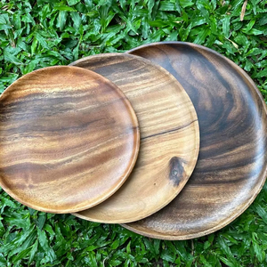 Hot Selling Eco-Friendly Custom Logo Wood Plate Tableware Europe Style for Christmas Parties <b>Top</b>-<b>Table</b> <b>Decor</b> Minimum Order - Product Image 1