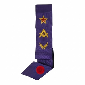 Bordado a mano de la insignia de Maestro Masón, con la Estrella de Acacia y el Compás, del Rito de Memphis-Misraim (ORUMM), en color púrpura. - Product Image 1
