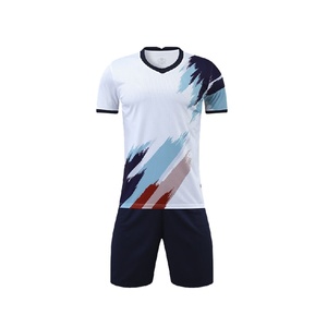 Uniforme de Fútbol DAIZEN 100% Poliéster Transpirable Antibacterial con Protección UV de Secado Rápido Manga Corta Personalizable con Nombres y Números de Equipo - Product Image 1