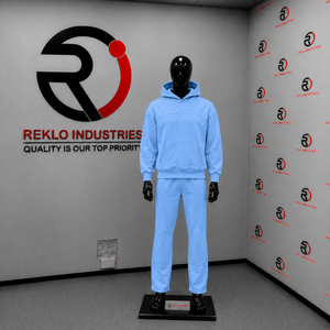 Ensemble de survêtement premium bleu ciel pour homme, sweat à capuche oversize et pantalon de jogging, style streetwear décontracté et sportswear, vente en gros - Product Image 3