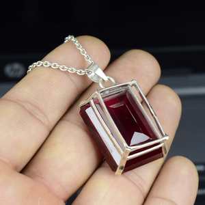 Pendentif en argent sterling 925 avec grand rubis rouge de 104 carats et émeraude, pierre de naissance de juillet, bijou - Product Image 4