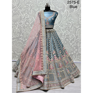 Collections de robes de mariée indiennes Fabzone FZBELLA en velours avec travail Zarkhan pour les mariées, fabriquées en Inde - Product Image 1