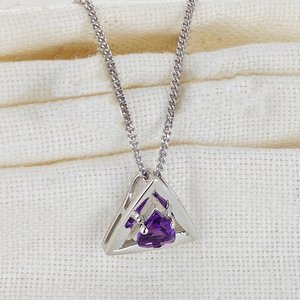 Collier en améthyste naturelle, collier en argent sterling, bijoux en pierre précieuse violette de forme trilobée pour femmes - Product Image 2