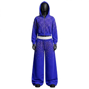 Conjunto Deportivo de Dos Piezas para Mujer con Pedrería Turquesa, Chaqueta Corta con Capucha y Cierre, y Pantalones Deportivos Anchos para un Look Moderno - Product Image 4