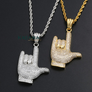 Pendentif en argent 925 plaqué or avec diamant de laboratoire, taille brillant rond, style hip-hop, unisexe, pour usage quotidien - Product Image 1