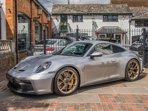 Porsche 911 2023 en Perfecto Estado con Llantas de Aleación - Product Image 2