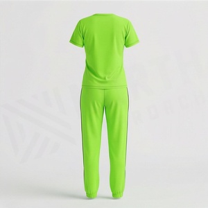 Ensemble sportif vert pour femmes, 2 pièces, t-shirt à manches courtes et pantalon imprimé, séchage rapide, col rond, coupe régulière, vêtements de printemps et d'été - Product Image 2
