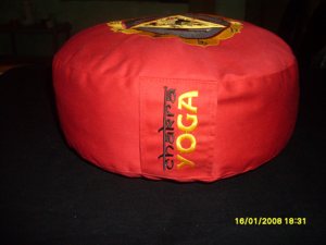 Cojín Redondo Gris Oscuro para Yoga y Meditación, de Lona de Algodón, Portátil, para Adultos, para Uso en Ejercicios - Product Image 3