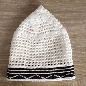 Gorro de Oración Musulmán Ajustable, Bordado a Mano con Diseño Árabe Kufi, 100% Algodón, Transpirable, Ecológico, para las Cuatro Estaciones, para Hombre - Product Image 1
