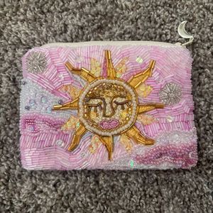 Pochette à monnaie artisanale traditionnelle avec broderie artistique pour accessoires quotidiens - Product Image 3