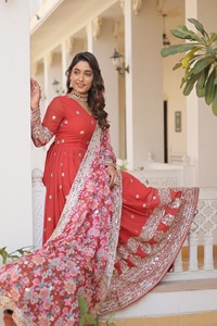 ชุดเดรส Anarkali งานปักลาย Zari ประดับด้วยเลื่อมอย่างสวยงาม สำหรับงานแต่งงานและงานเทศกาลของชาวอินเดีย พร้อมชุดผ้าคลุมไหล่ Dupatta - Product Image 6
