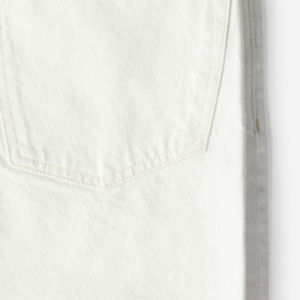 กางเกงยีนส์ขาสั้นผู้ชายคุณภาพพรีเมียมขายส่งปี 2026 สไตล์ลำลอง แห้งเร็ว แบบเรียบง่าย สามารถปรับแต่งได้ - Product Image 2