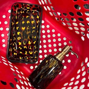 Dispenser per Sapone Liquido in Vetro Colorato con Design a Tartaruga - Product Image 4