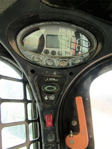 Chargeuse sur chenilles High Lift T870 disponible pour l'exportation mondiale - Product Image 5