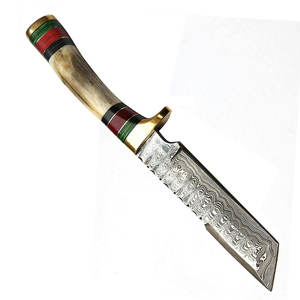 Cuchillo de Caza de Acero de Damasco Hecho a Mano con Funda de Cuero, Herramienta Utilitaria para Campismo al Aire Libre, Diseño Duradero y Confiable - Product Image 6