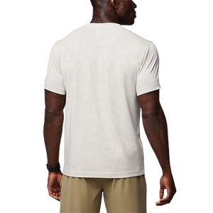 เสื้อยืดผู้ชายดีไซน์เรียบหรู เนื้อผ้าเรียบลื่น ระบายอากาศได้ดี สัมผัสนุ่ม แขนสั้น คอกลม ทรงพอดีตัว สวมใส่สบาย เหมาะสำหรับใส่ลำลอง - Product Image 2