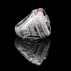 Bague de fiançailles de luxe en argent plaqué avec pierre précieuse Moissanite Royal Ice Crown King, 0,5 carat DEF - Product Image 3