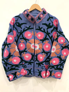 Chaqueta Bomber Bohemia Tejida con Cierre Frontal, Largo Regular, Transpirable para Invierno y Otoño, Estilo Étnico Artesanal de Jaipur - Product Image 1