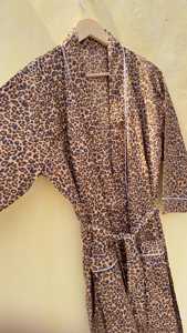 Bata Kimono de Algodón con Estampado Animal Rosa para Mujer, Manga Larga, Cierre con Cordón, Secado Rápido, Suave, Transpirable y Ligera - Product Image 3