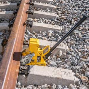 Equipo Hidráulico de Alta Calidad para Levantar Vías Férreas, para Reparación de Vías y Mantenimiento de Infraestructuras - Product Image 1