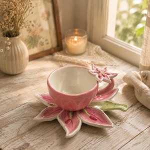 Mug à thé en céramique rose avec motif floral et plateau pour le thé de l'après-midi, magnifiquement conçu par KHOOSI OVERSEAS - Product Image 2