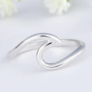แหวนลายคลื่นทะเลดีไซน์ใหม่ เงินแท้ 925 สไตล์มินิมอล เหมาะสำหรับวันครบรอบแต่งงาน งานหมั้น หรืองานแต่งงาน สำหรับผู้หญิง - Product Image 4