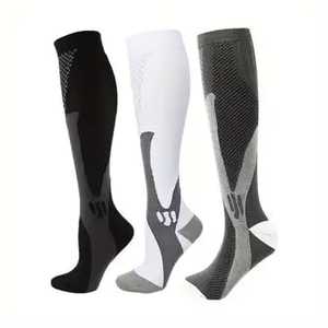 Nouvelle Arrivée Chaussettes de Sport Décontractées en Mélange de Coton de Haute Qualité Anti-Bactériennes Séchage Rapide Confortables et Respirantes - Product Image 2