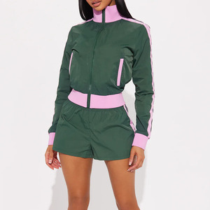 Ensemble short et veste coupe-vent pour femme, logo personnalisé, meilleure qualité, col montant, tissu à mémoire de forme, design sportif - Product Image 1