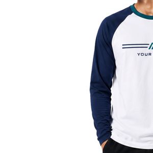 Camiseta de manga larga raglán personalizada en blanco y azul marino para hombre, de algodón premium, cuello redondo, con gráfico de béisbol, ropa personalizada OEM. - Product Image 3