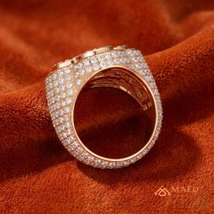 Anillo de Moissanita con Corazón, Chapado en Oro Rosa, con Pavé de Baguettes, Anillo Elegante de Oro Rosa, Joya para Hombre y Mujer, Estilo Americano - Product Image 4
