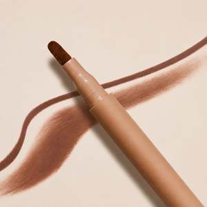 Crayon contour des lèvres de précision - Crayon à lèvres vegan imperméable - Formule minérale mate naturelle - Product Image 5