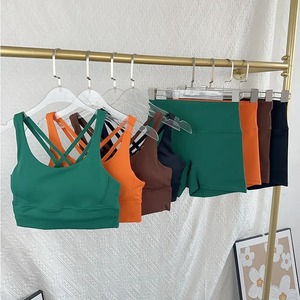 Conjunto de Yoga Premium sin Costuras para Mujer, Bra Deportivo Elástico y Leggings de Cintura Alta para Gimnasio - Product Image 6